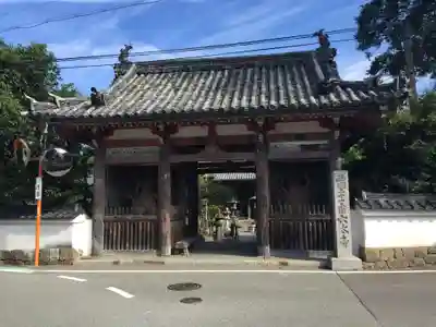 穴太寺の山門・神門