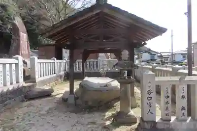 切幡神社の手水舎