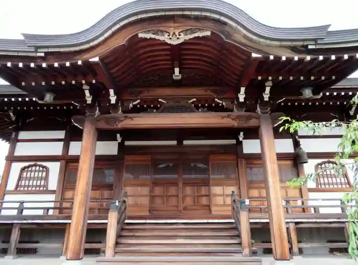 妙養寺の本殿・本堂