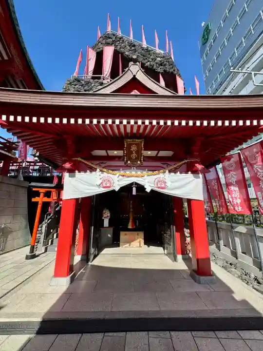 東京羽田 穴守稲荷神社の{uncategorized: "未分類", other: "その他", undefined: "問題あり", building: "その他建物", grave: "お墓", sacred_gate: "鳥居", guardian: "狛犬", statue: "像", buddha: "仏像", history: "歴史", nature: "自然", garden: "庭園", animal: "動物", pagoda: "塔", temizu: "手水舎", mountain_gate: "山門・神門", sanctuary: "本殿・本堂", subordinate: "末社・摂社", art: "芸術", scenery: "景色", jizo: "地蔵", ema: "絵馬", goshuin: "御朱印", omikuji: "おみくじ", items: "授与品その他", amulet: "お守り", goshuincho: "御朱印帳", eats: "食事", festival: "お祭り", votive_dance: "神楽", shichigosan: "七五三参", wedding: "結婚式", experience: "体験その他", initially: "初詣", around: "周辺", anti_infection: "感染症対策"}