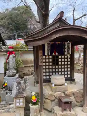 法起院の末社・摂社