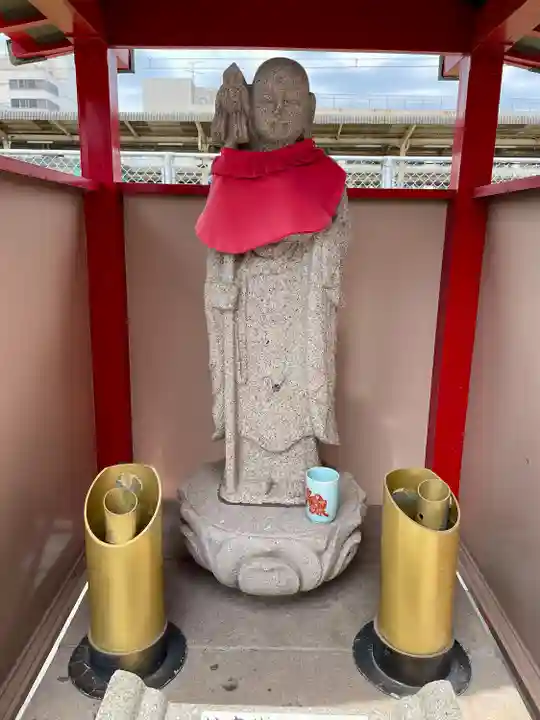 木更津駅東口無縁観音講の地蔵