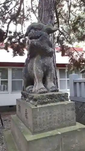 彌彦神社　(伊夜日子神社)の狛犬