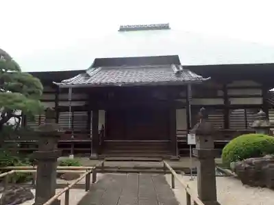 長遠寺の本殿・本堂