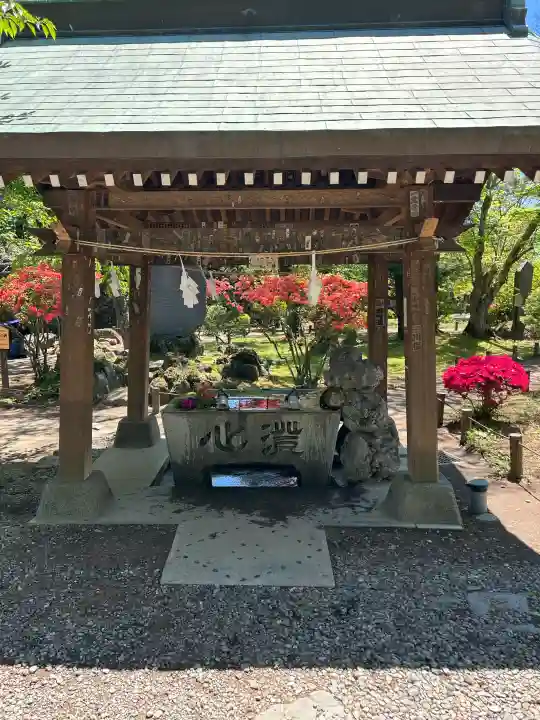 懐古神社の{uncategorized: "未分類", other: "その他", undefined: "問題あり", building: "その他建物", grave: "お墓", sacred_gate: "鳥居", guardian: "狛犬", statue: "像", buddha: "仏像", history: "歴史", nature: "自然", garden: "庭園", animal: "動物", pagoda: "塔", temizu: "手水舎", mountain_gate: "山門・神門", sanctuary: "本殿・本堂", subordinate: "末社・摂社", art: "芸術", scenery: "景色", jizo: "地蔵", ema: "絵馬", goshuin: "御朱印", omikuji: "おみくじ", items: "授与品その他", amulet: "お守り", goshuincho: "御朱印帳", eats: "食事", festival: "お祭り", votive_dance: "神楽", shichigosan: "七五三参", wedding: "結婚式", experience: "体験その他", initially: "初詣", around: "周辺", anti_infection: "感染症対策"}