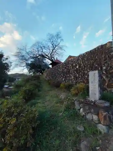（もと）海蔵院 ・小曽木一丁目会館の山門・神門