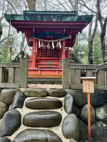 堤治神社の末社