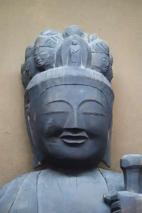 中観音堂・羽島円空資料館の仏像