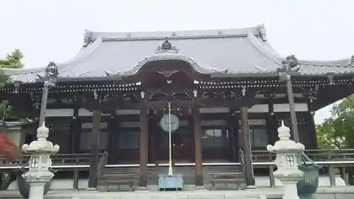 本覚寺の本殿・本堂