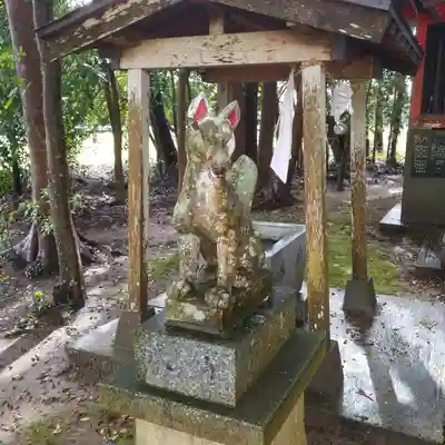 出世稲荷神社の狛犬