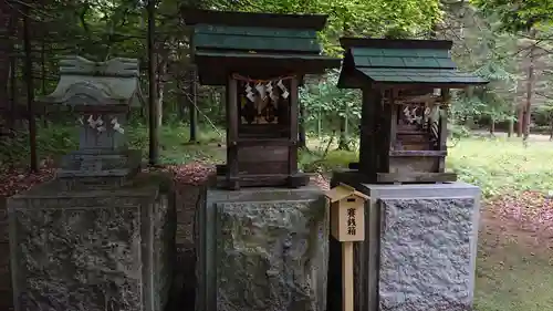 千歳神社の末社・摂社
