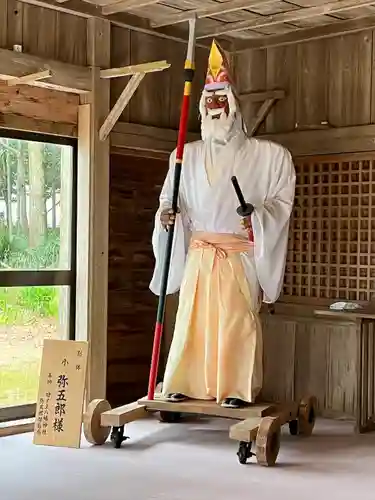 田ノ上八幡神社の像