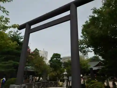 四柱神社の鳥居