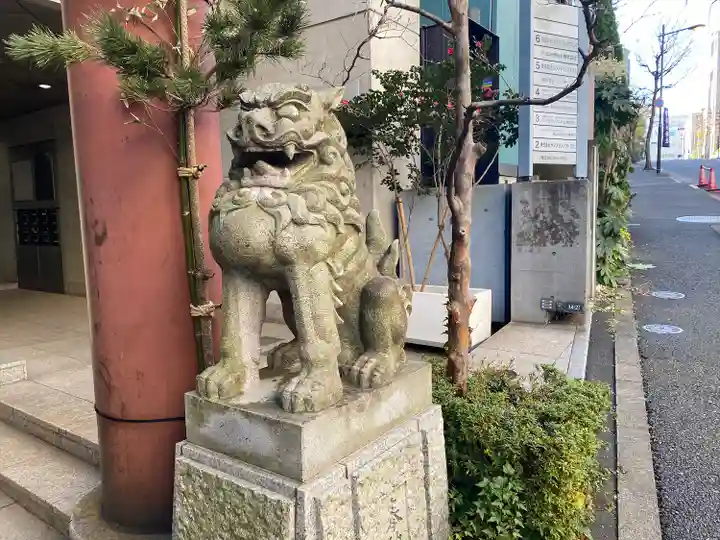 築土神社の狛犬