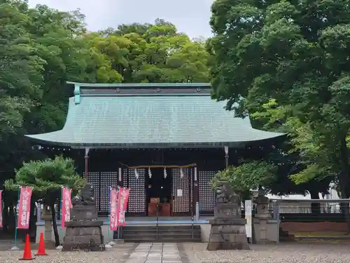 新曽氷川神社の本殿