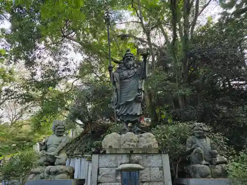 脳天大神龍王院(奈良県)
