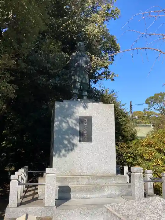 和泉國一之宮 大鳥大社の像