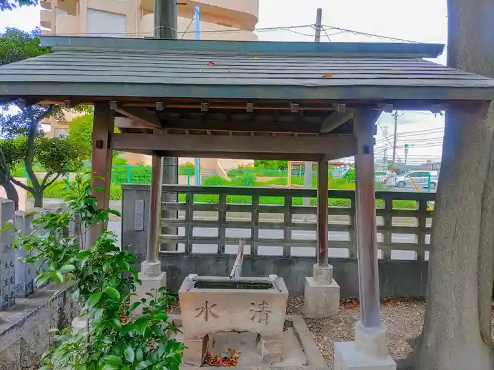東築地神社(東築地町)の手水舎