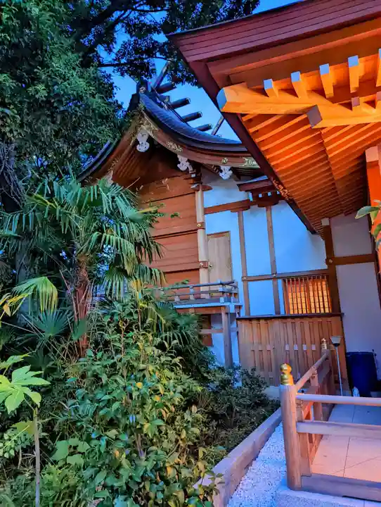 西久保八幡神社の本殿・本堂