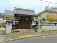 春養寺の山門・神門