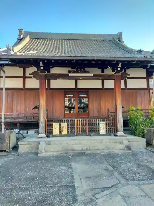 一乗寺の{uncategorized: "未分類", other: "その他", undefined: "問題あり", building: "その他建物", grave: "お墓", sacred_gate: "鳥居", guardian: "狛犬", statue: "像", buddha: "仏像", history: "歴史", nature: "自然", garden: "庭園", animal: "動物", pagoda: "塔", temizu: "手水舎", mountain_gate: "山門・神門", sanctuary: "本殿・本堂", subordinate: "末社・摂社", art: "芸術", scenery: "景色", jizo: "地蔵", ema: "絵馬", goshuin: "御朱印", omikuji: "おみくじ", items: "授与品その他", amulet: "お守り", goshuincho: "御朱印帳", eats: "食事", festival: "お祭り", votive_dance: "神楽", shichigosan: "七五三参", wedding: "結婚式", experience: "体験その他", initially: "初詣", around: "周辺", anti_infection: "感染症対策"}