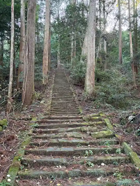 蔵王堂(鰐淵寺奥の院)(島根県)