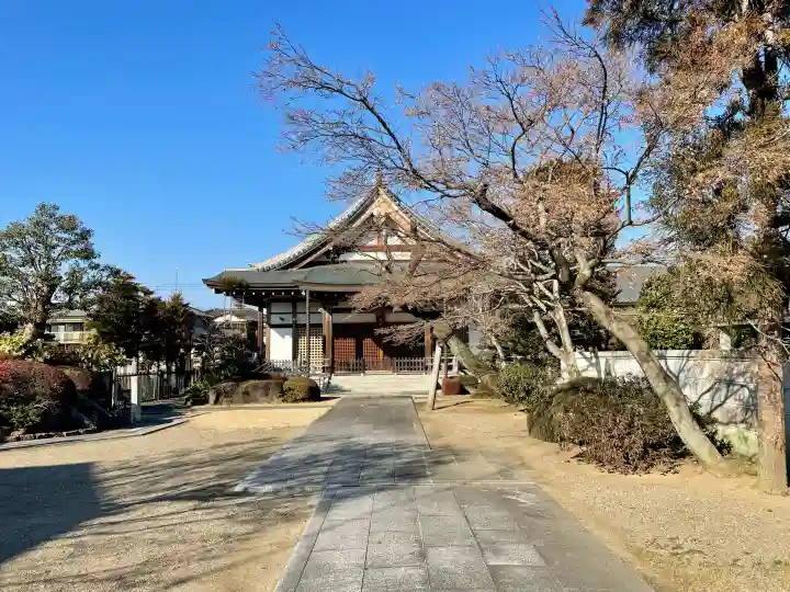 宝輪寺の{uncategorized: "未分類", other: "その他", undefined: "問題あり", building: "その他建物", grave: "お墓", sacred_gate: "鳥居", guardian: "狛犬", statue: "像", buddha: "仏像", history: "歴史", nature: "自然", garden: "庭園", animal: "動物", pagoda: "塔", temizu: "手水舎", mountain_gate: "山門・神門", sanctuary: "本殿・本堂", subordinate: "末社・摂社", art: "芸術", scenery: "景色", jizo: "地蔵", ema: "絵馬", goshuin: "御朱印", omikuji: "おみくじ", items: "授与品その他", amulet: "お守り", goshuincho: "御朱印帳", eats: "食事", festival: "お祭り", votive_dance: "神楽", shichigosan: "七五三参", wedding: "結婚式", experience: "体験その他", initially: "初詣", around: "周辺", anti_infection: "感染症対策"}