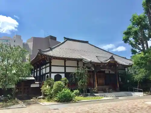 天妙国寺の本殿・本堂