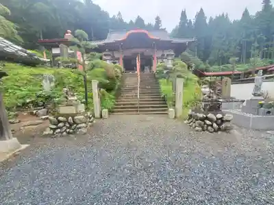 医王寺の本殿・本堂
