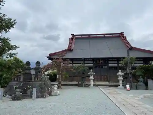 善栄寺の本殿・本堂