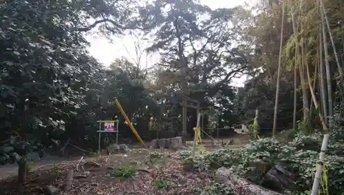 深芝神社の建物その他