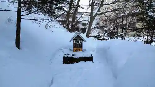 湯澤神社の末社・摂社
