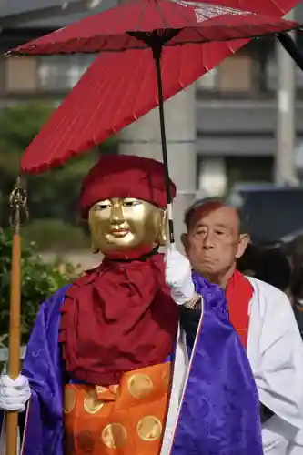 専養寺の像