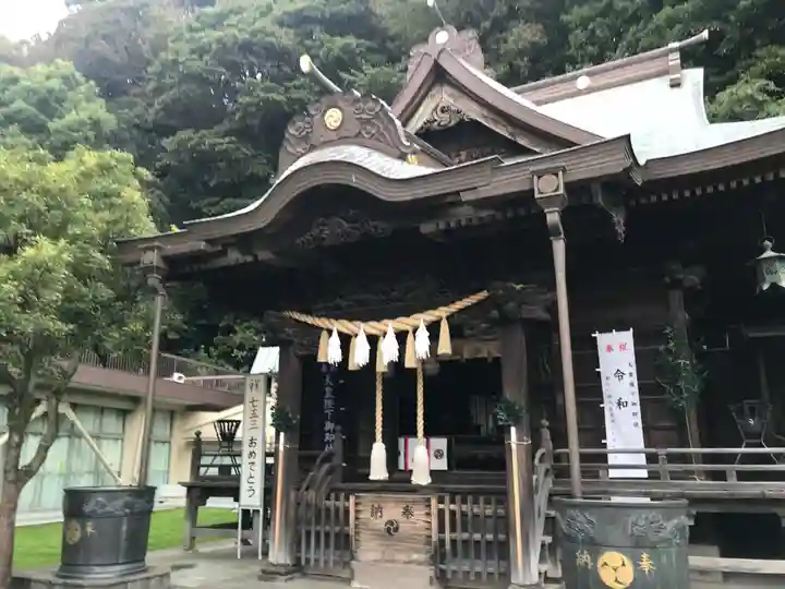 根岸八幡神社の本殿・本堂