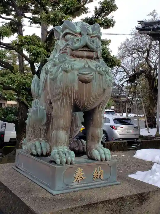 高岡関野神社の狛犬