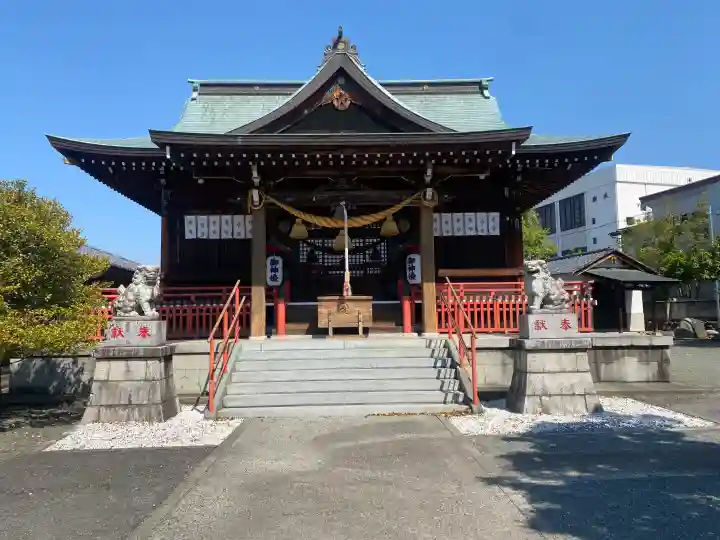 雷電神社の{uncategorized: "未分類", other: "その他", undefined: "問題あり", building: "その他建物", grave: "お墓", sacred_gate: "鳥居", guardian: "狛犬", statue: "像", buddha: "仏像", history: "歴史", nature: "自然", garden: "庭園", animal: "動物", pagoda: "塔", temizu: "手水舎", mountain_gate: "山門・神門", sanctuary: "本殿・本堂", subordinate: "末社・摂社", art: "芸術", scenery: "景色", jizo: "地蔵", ema: "絵馬", goshuin: "御朱印", omikuji: "おみくじ", items: "授与品その他", amulet: "お守り", goshuincho: "御朱印帳", eats: "食事", festival: "お祭り", votive_dance: "神楽", shichigosan: "七五三参", wedding: "結婚式", experience: "体験その他", initially: "初詣", around: "周辺", anti_infection: "感染症対策"}