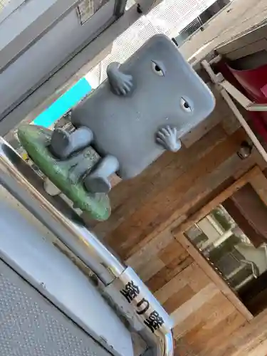 布多天神社の像