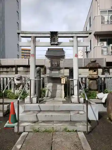 白山神社の末社