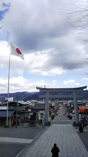 諏訪大社の鳥居