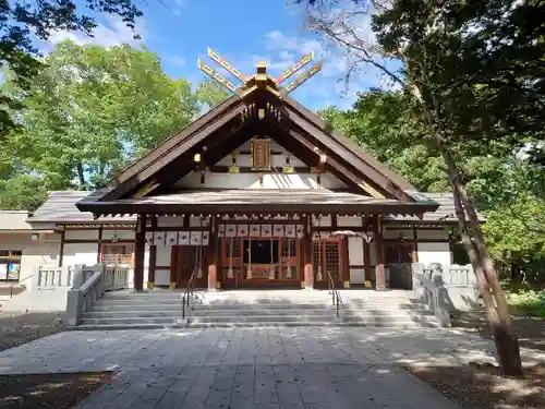 新琴似神社の本殿