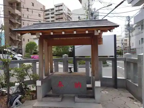 太上神社の手水舎