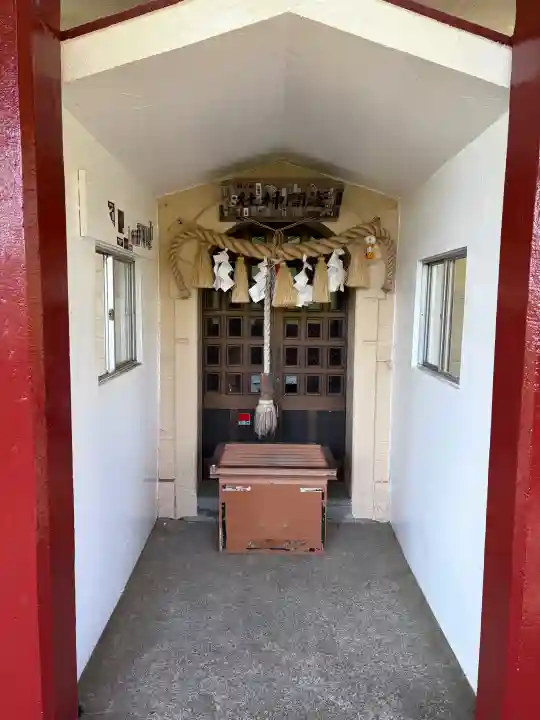 大室山浅間神社の{uncategorized: "未分類", other: "その他", undefined: "問題あり", building: "その他建物", grave: "お墓", sacred_gate: "鳥居", guardian: "狛犬", statue: "像", buddha: "仏像", history: "歴史", nature: "自然", garden: "庭園", animal: "動物", pagoda: "塔", temizu: "手水舎", mountain_gate: "山門・神門", sanctuary: "本殿・本堂", subordinate: "末社・摂社", art: "芸術", scenery: "景色", jizo: "地蔵", ema: "絵馬", goshuin: "御朱印", omikuji: "おみくじ", items: "授与品その他", amulet: "お守り", goshuincho: "御朱印帳", eats: "食事", festival: "お祭り", votive_dance: "神楽", shichigosan: "七五三参", wedding: "結婚式", experience: "体験その他", initially: "初詣", around: "周辺", anti_infection: "感染症対策"}