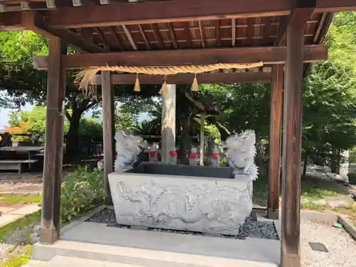 石鎚教本部の手水舎