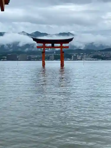 厳島神社(広島県)