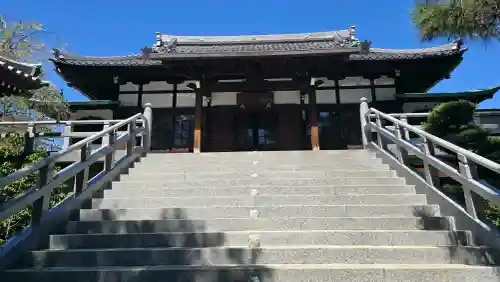 玄国寺の{uncategorized: "未分類", other: "その他", undefined: "問題あり", building: "その他建物", grave: "お墓", sacred_gate: "鳥居", guardian: "狛犬", statue: "像", buddha: "仏像", history: "歴史", nature: "自然", garden: "庭園", animal: "動物", pagoda: "塔", temizu: "手水舎", mountain_gate: "山門・神門", sanctuary: "本殿・本堂", subordinate: "末社・摂社", art: "芸術", scenery: "景色", jizo: "地蔵", ema: "絵馬", goshuin: "御朱印", omikuji: "おみくじ", items: "授与品その他", amulet: "お守り", goshuincho: "御朱印帳", eats: "食事", festival: "お祭り", votive_dance: "神楽", shichigosan: "七五三参", wedding: "結婚式", experience: "体験その他", initially: "初詣", around: "周辺", anti_infection: "感染症対策"}