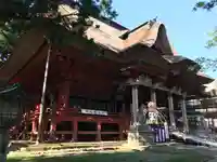 出羽神社(出羽三山神社)~三神合祭殿~の本殿・本堂