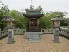 三好池神社の本殿