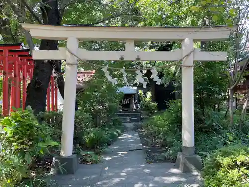 若宮八幡宮 の鳥居