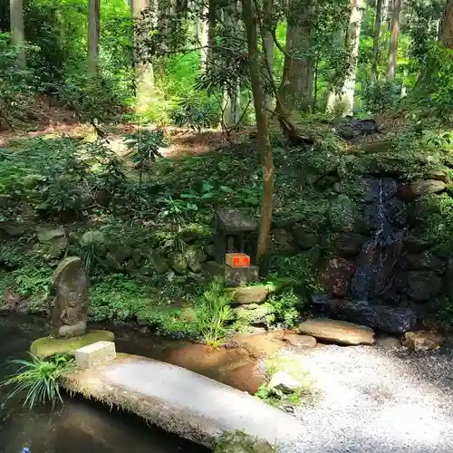 御岩神社の建物その他