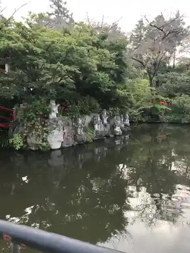 珊瑚寺の像